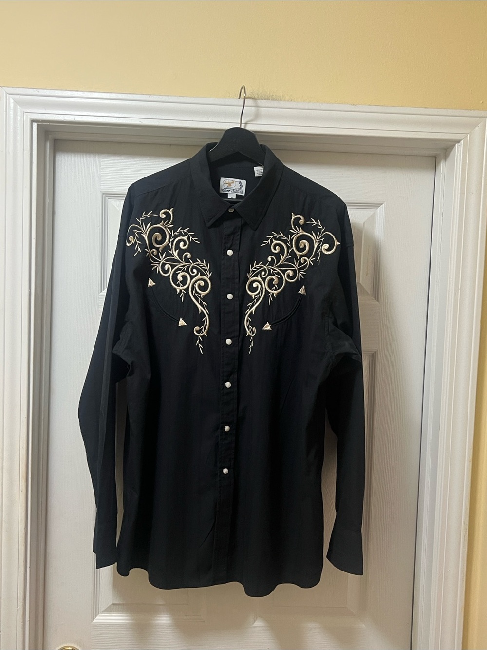 Panhandle Slim Black Western Shirt with Cream Embroidery